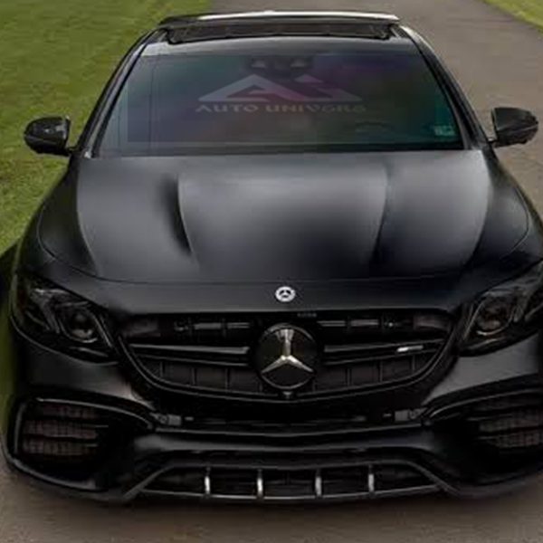 Maskarinë W213 AMG Black
